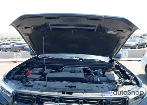 2024 GMC Canyon 2Wd Elevation z USA, uszkodzony, nr VIN 1GTP5BEK1R1112187